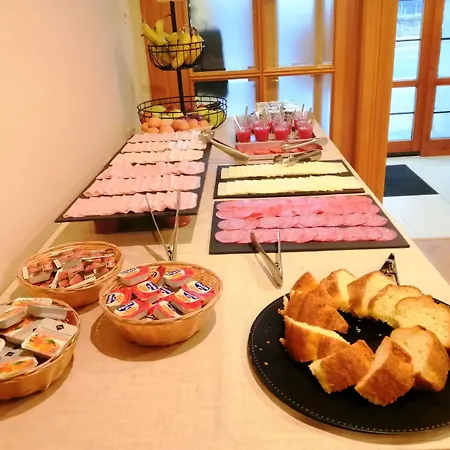 Rural De 4* 比努埃萨